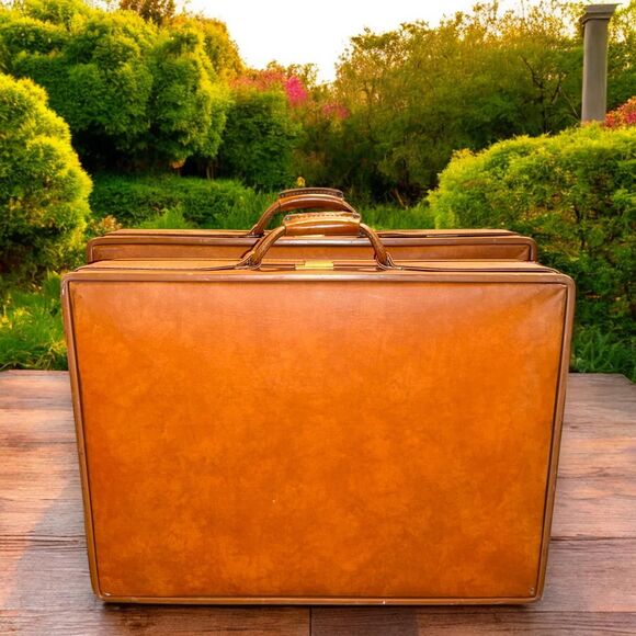 Vintage MCM Hartmann Belted Luggage Set - Picture 1 of 15